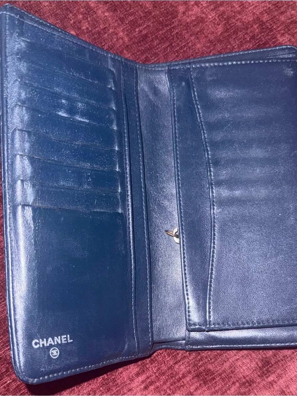 Chanel Quilted Lambskin Yen Wallet in Navy